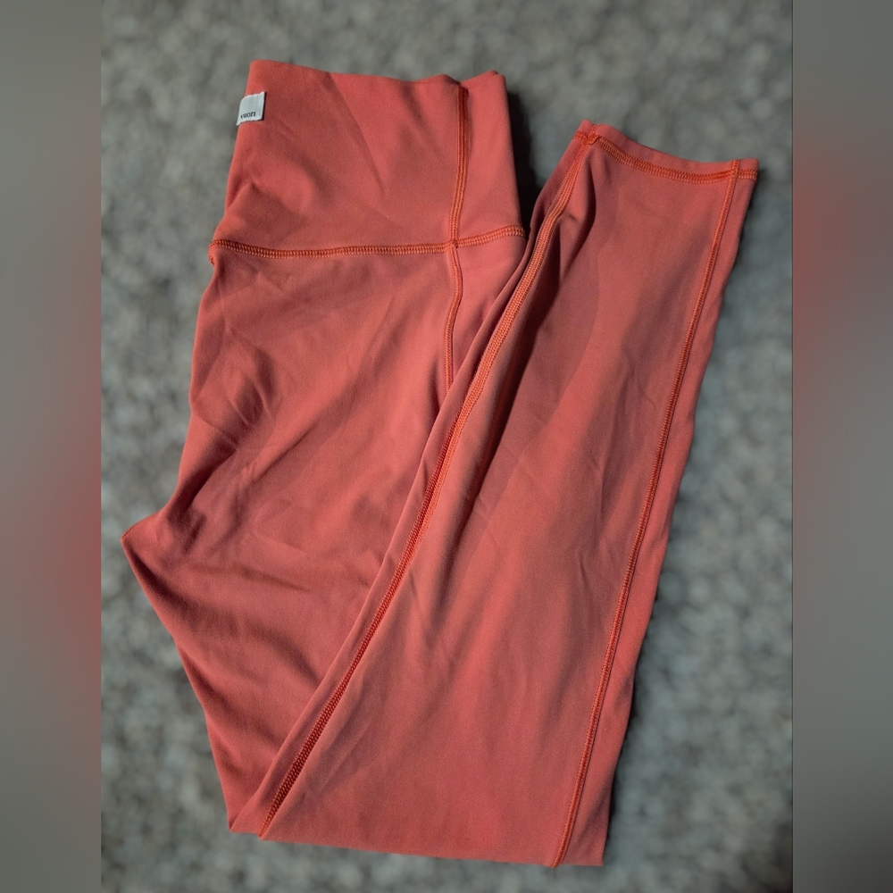 Vuori Orange Leggings - Picture 5 of 7